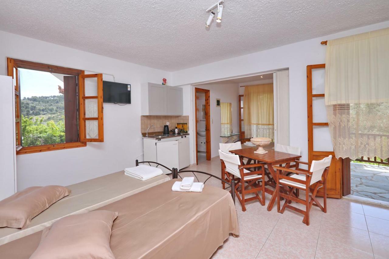 Marlitsis Apartments & Studios สโกเปลอสทาวน์ ภายนอก รูปภาพ