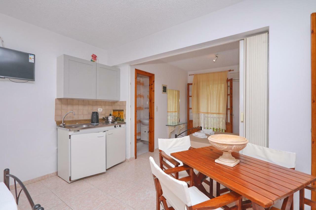 Marlitsis Apartments & Studios สโกเปลอสทาวน์ ภายนอก รูปภาพ