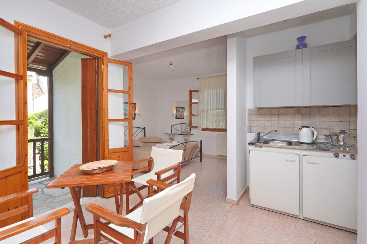 Marlitsis Apartments & Studios สโกเปลอสทาวน์ ภายนอก รูปภาพ